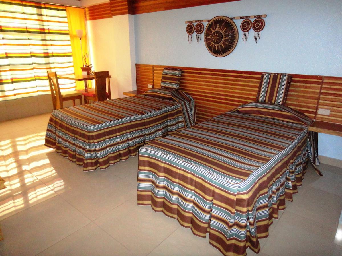 CITI Hotel Hilongos Habitación foto
