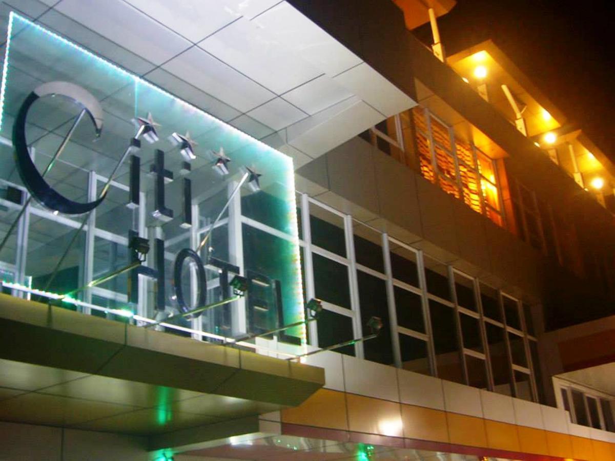 CITI Hotel Hilongos Exterior foto