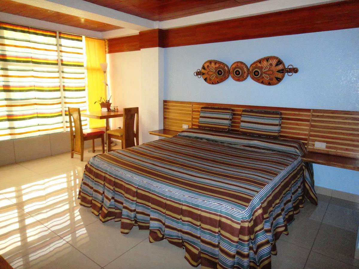 CITI Hotel Hilongos Habitación foto