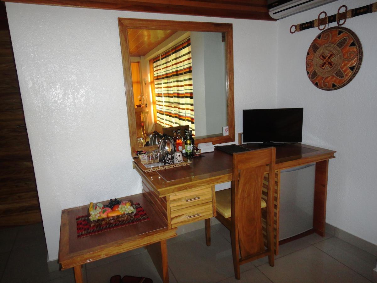 CITI Hotel Hilongos Habitación foto